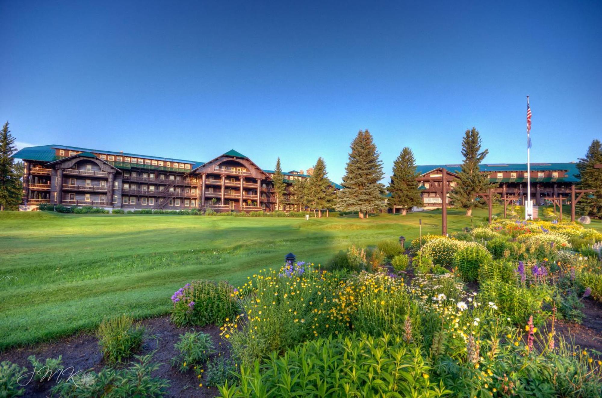 Glacier Park Lodge East Glacier Park Village Bagian luar foto