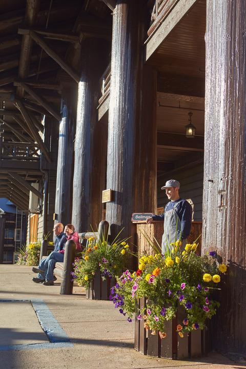 Glacier Park Lodge East Glacier Park Village Bagian luar foto