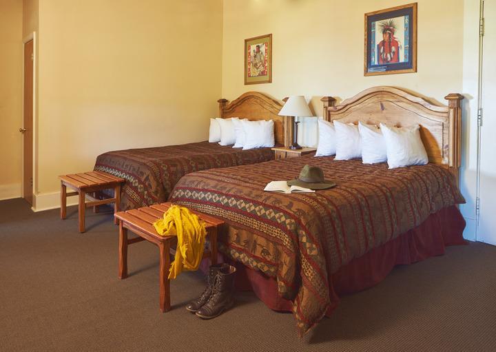 Glacier Park Lodge East Glacier Park Village Bagian luar foto
